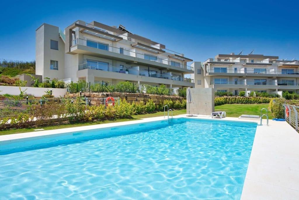 Harmony Golf Apartment Malaga Exterior photo